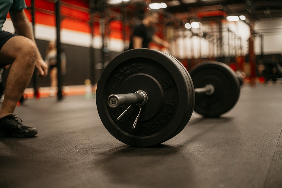 Nutritionist consulting with athlete about meal plans